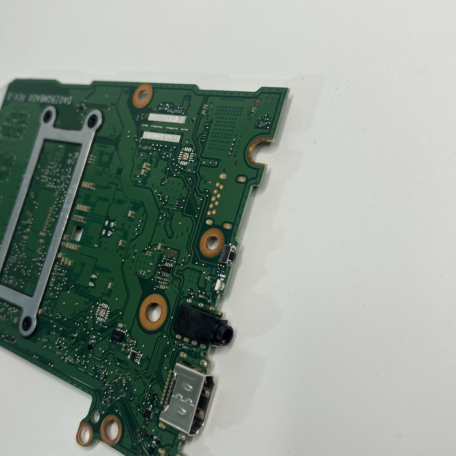 Acer CB spin 714 n22q10 motherboard I3 13th  NBKLD110043 Power On Backlit Issue