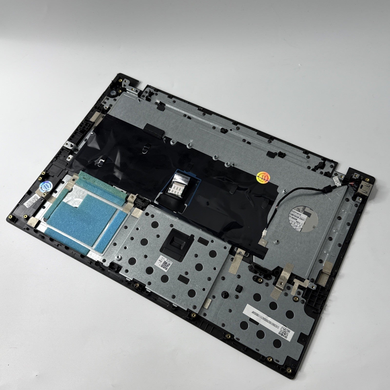 Lenovo Thinkpad L470 Palmrest UK Keyboard (KEY MISSING) Black