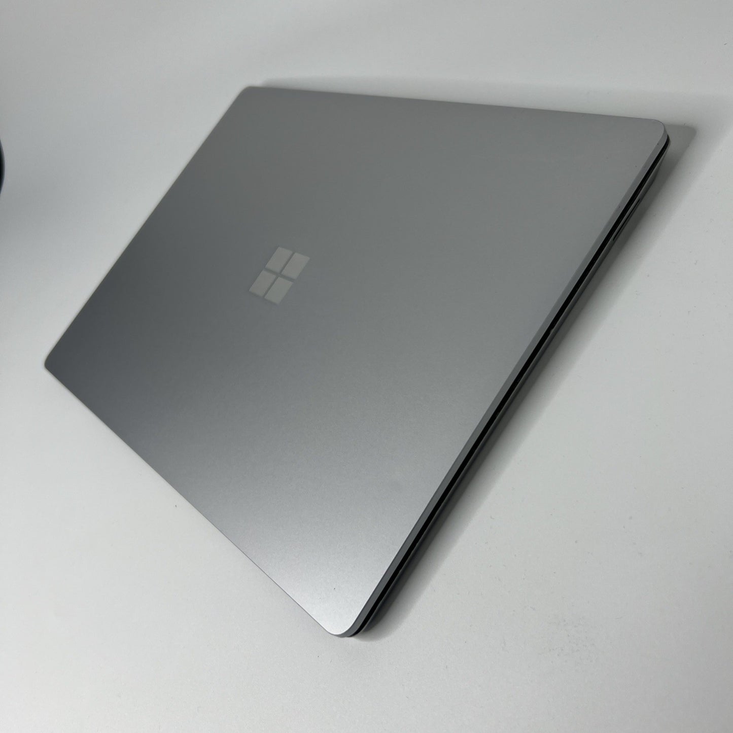 Microsoft Surface Laptop 4 13.5" Inte i7-1185G7 16GB RAM 512GB SSD Windows 11