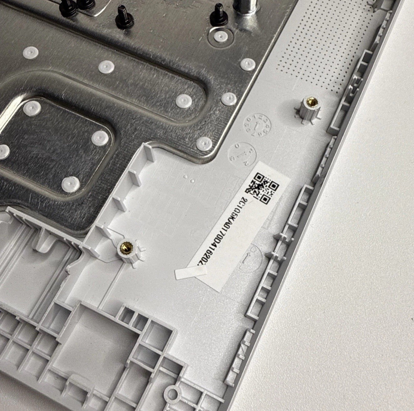 HP Chromebook 14A-NF Palmrest Top Cover UK Keyboard P/N N93341-001 (key Missing)