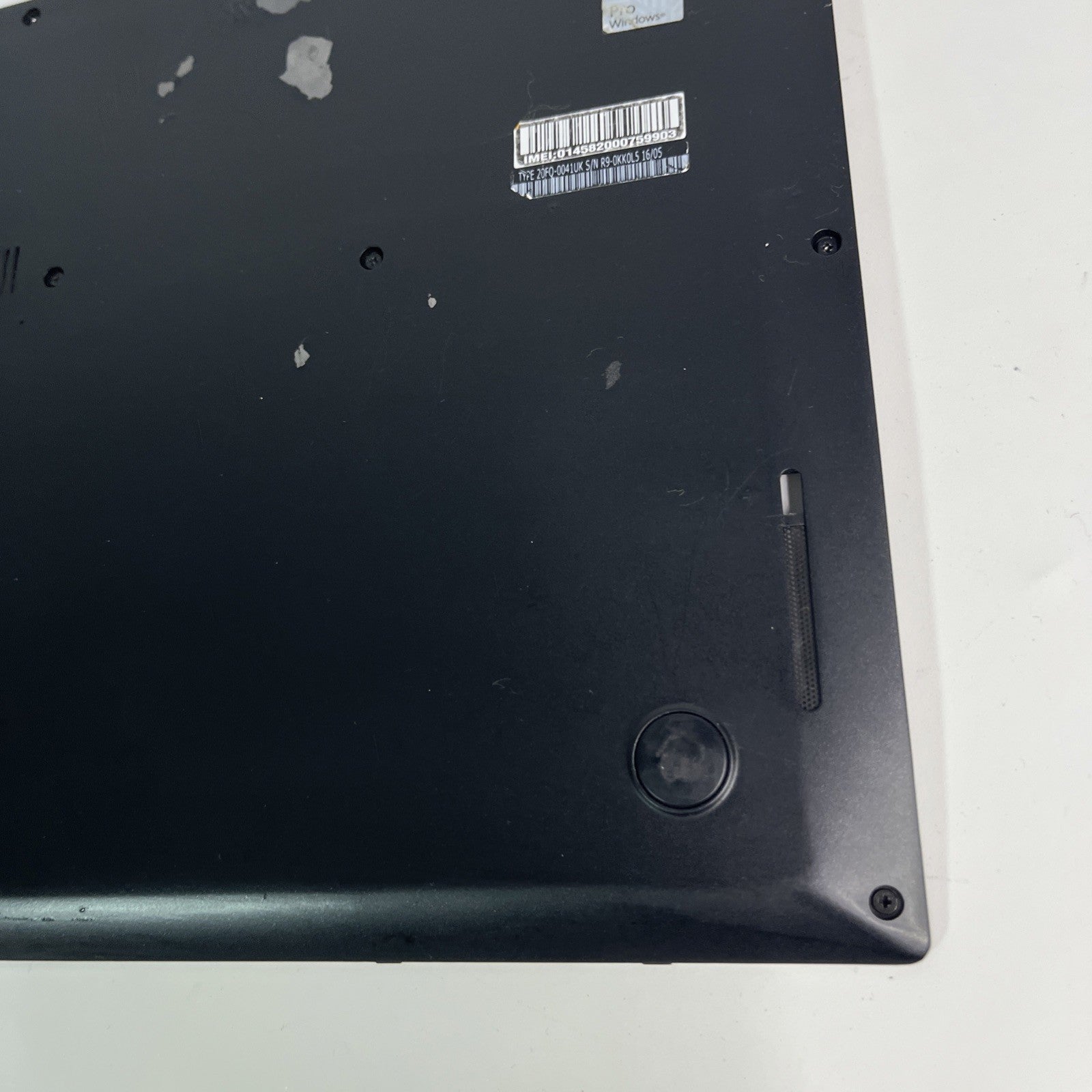 Genuine Lenovo ThinkPad X1 Yoga Gen 1 Bottom Base  Chassis Cover 01AW995 Grade C