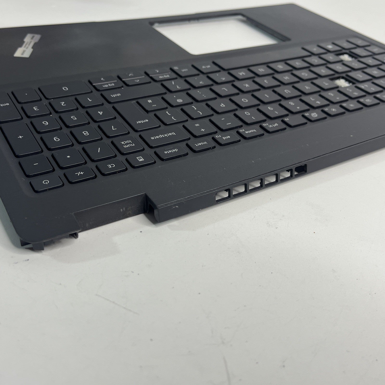 Genuine Grey Dell Latitude 3510 Palmrest Keyboard And Speakers  Missing Keys.