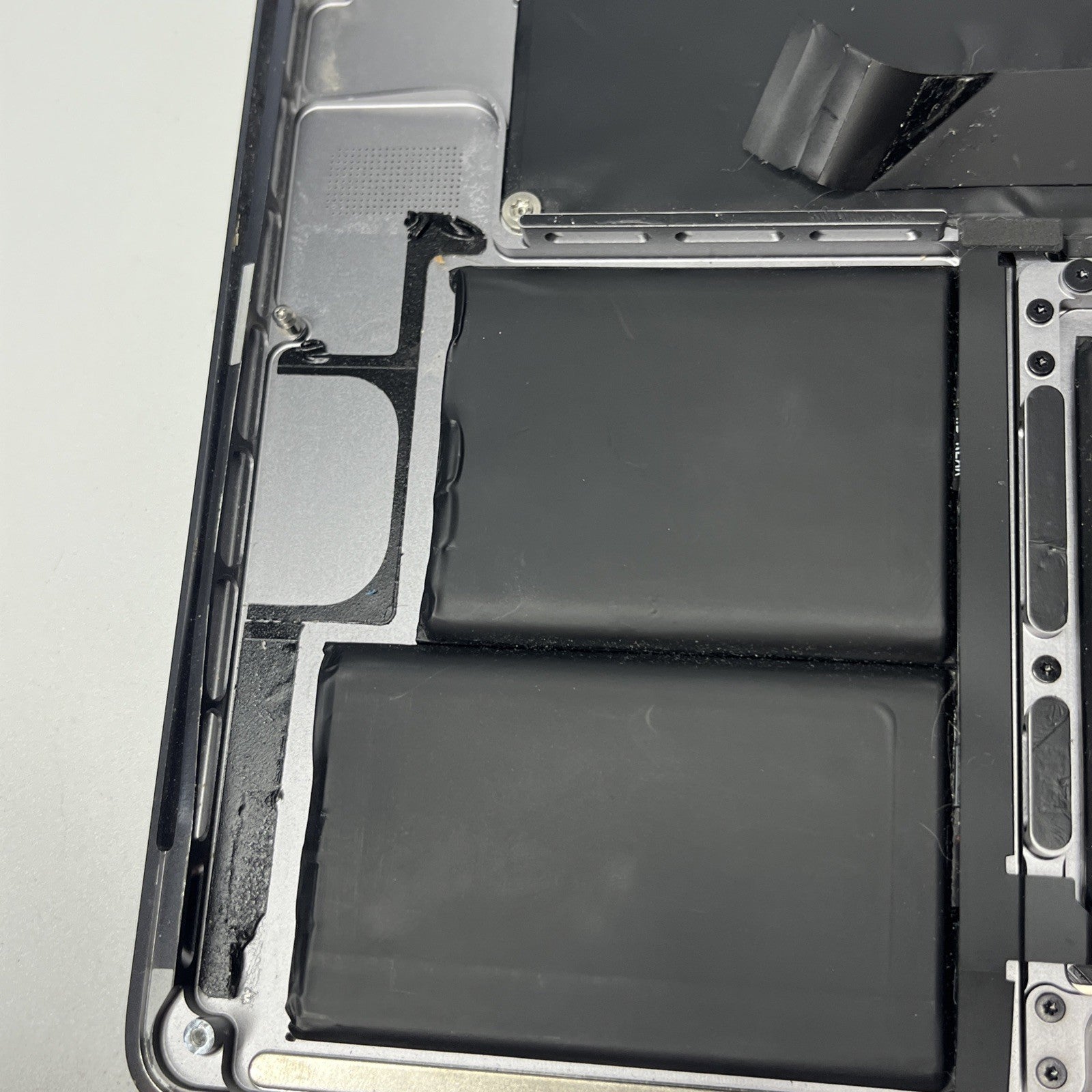 Genuine MacBook Pro16" A2141-2019 Palmrest keyboard Trackpad.  Bit Crack At Side