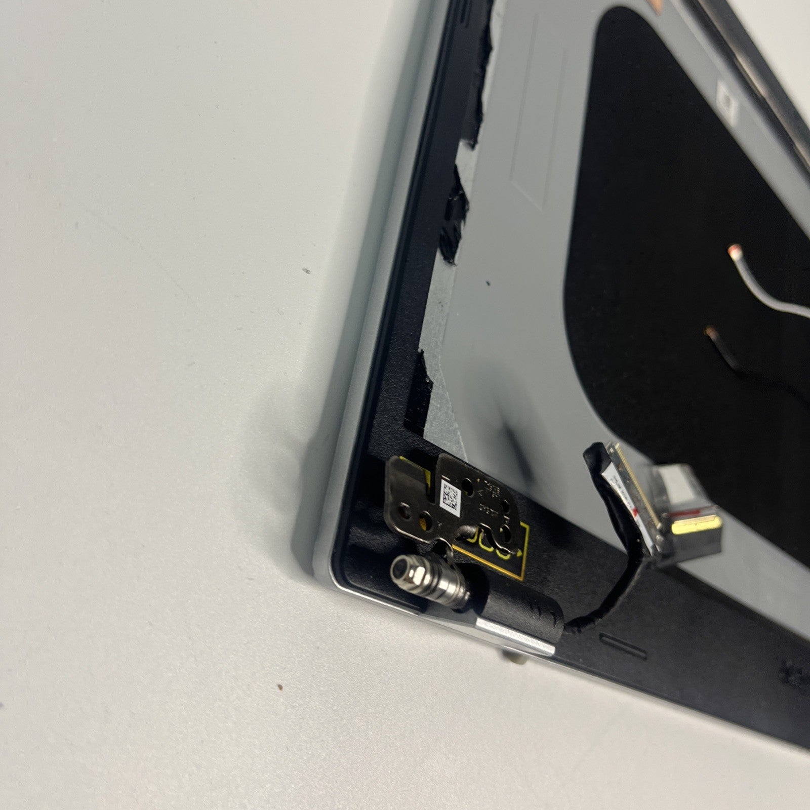 Acer Aspire A315-24P  LCD Cover Rear Back Housing And Bezel Silver Ap3z000102