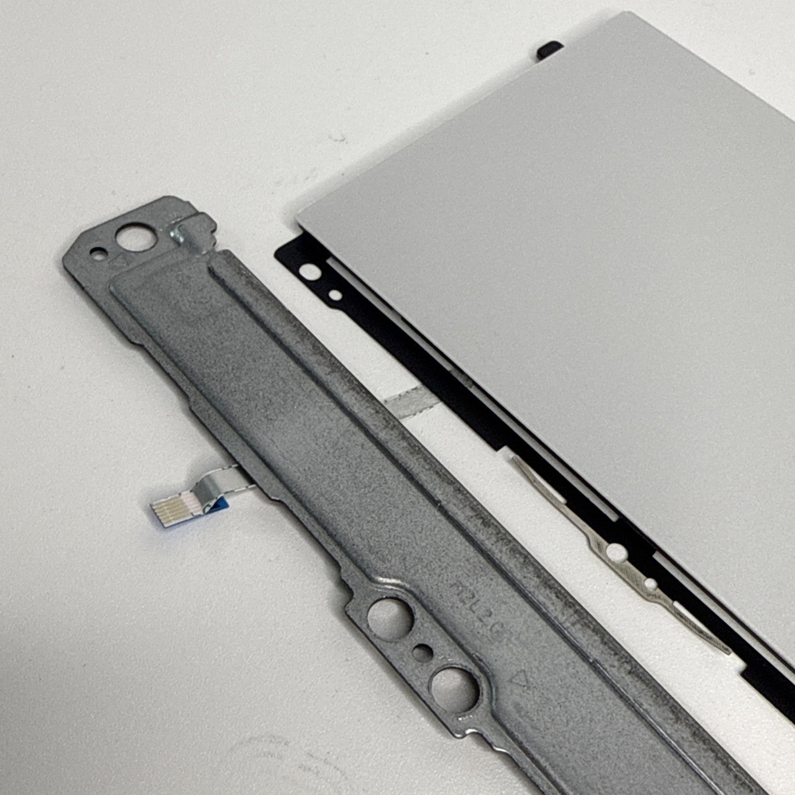 HP Chromebook 14A-NF0002SA Laptop Touchpad Trackpad Mouse & Screws