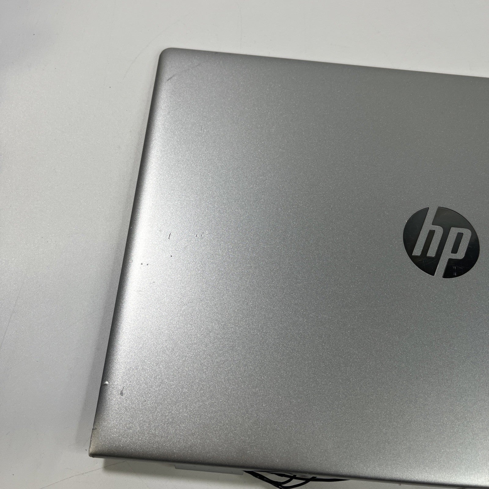 Genuine Silver Hp Probook 640 G5 Complete Top Lid And Screen Assembly.