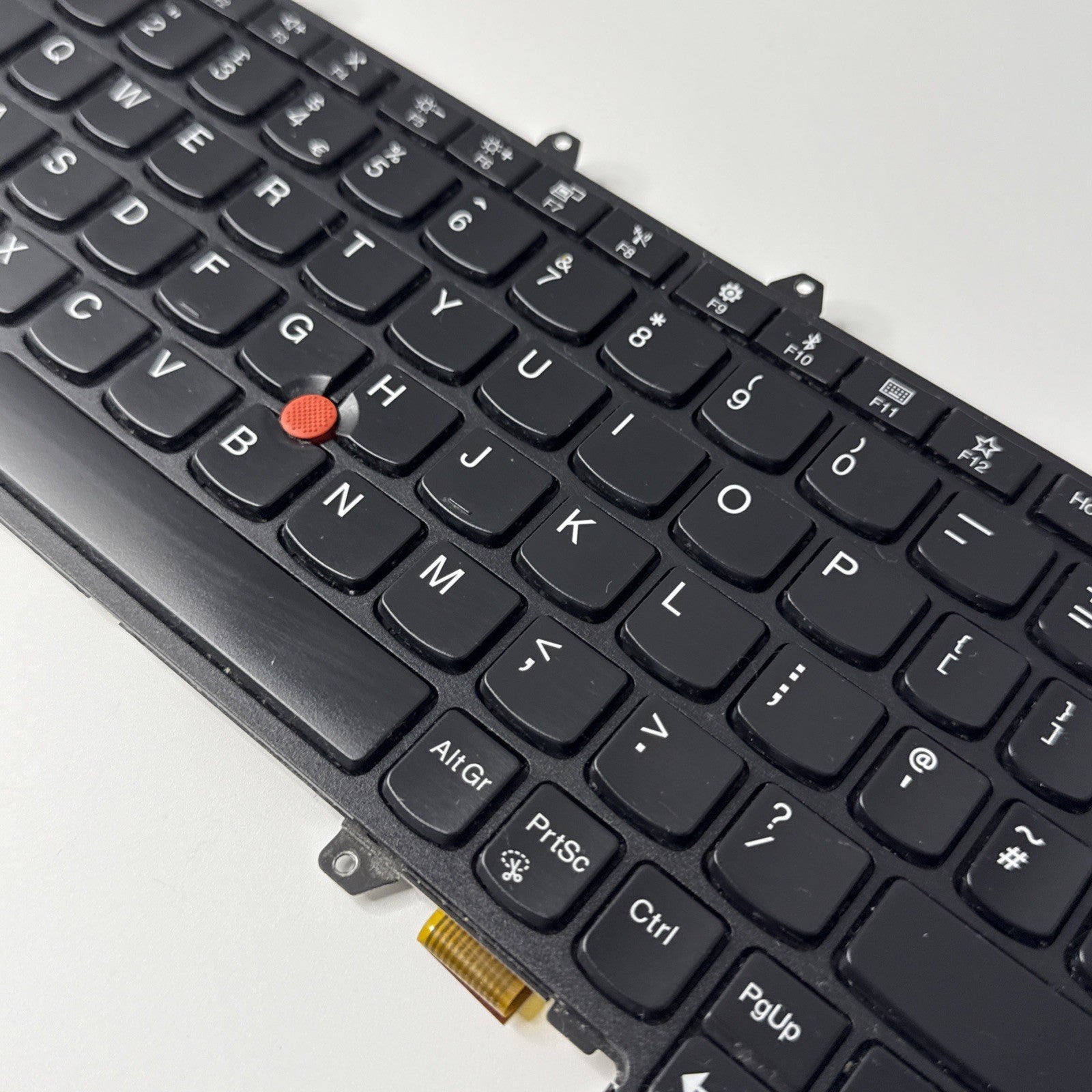 Lenovo Thinkpad Yoga 370 Genuine UK Backlit Keyboard 01HW603 SN20P38614