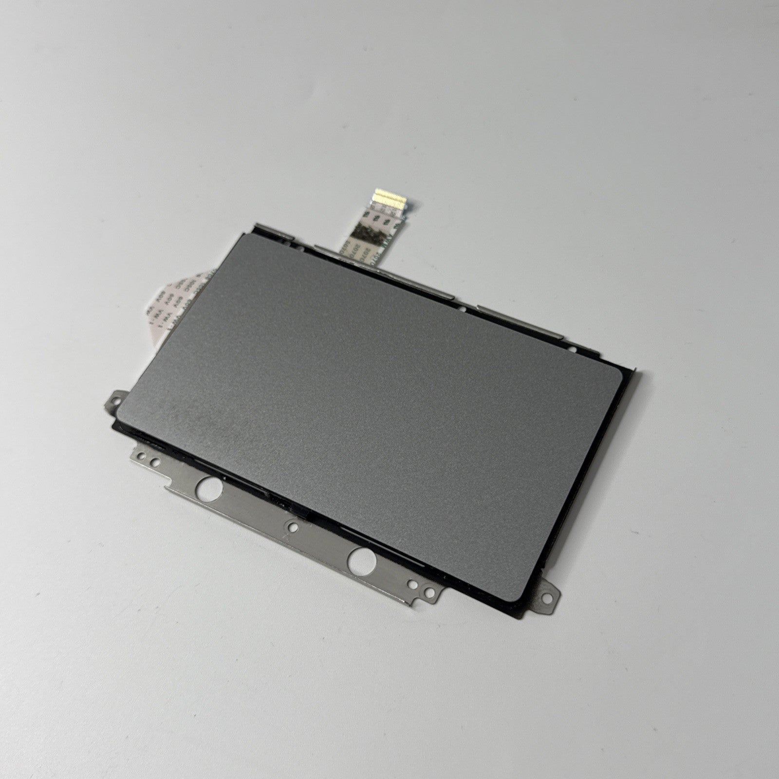 DELL LATTITUDE 5520 Touchpad Trackpad Clickpad Mouse Board + CABLE 0M60E