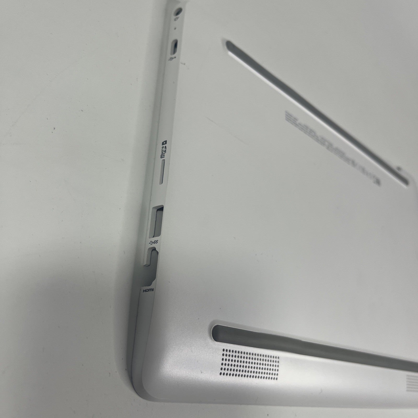 Genuine White HP Stream 11-ak0028na Bottom Case Base Cover And Usb Board EAY0Q00