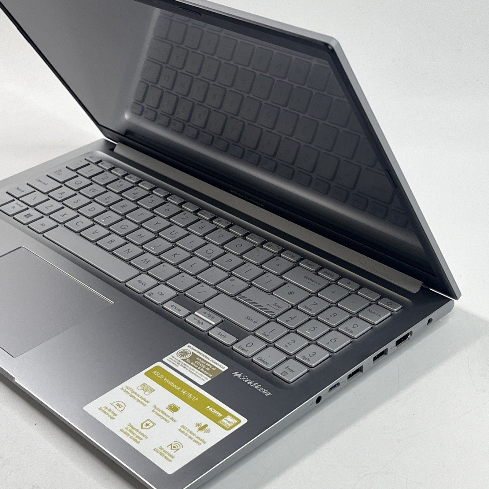 ASUS VivoBook 15 X1504ZA Core i7-1255U 16GB RAM 512GB SSD Windows 11 Grade B