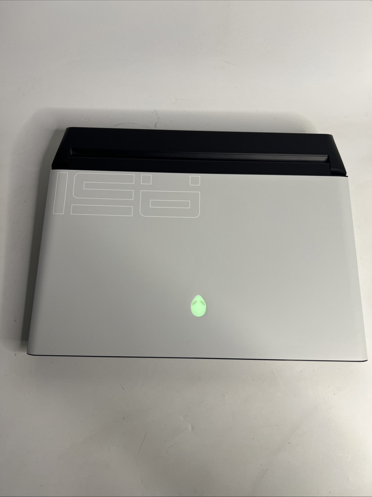 Alienware Area 51M R2 i9-10900K 32GB RTX 2070 Super 2x PSU Gaming