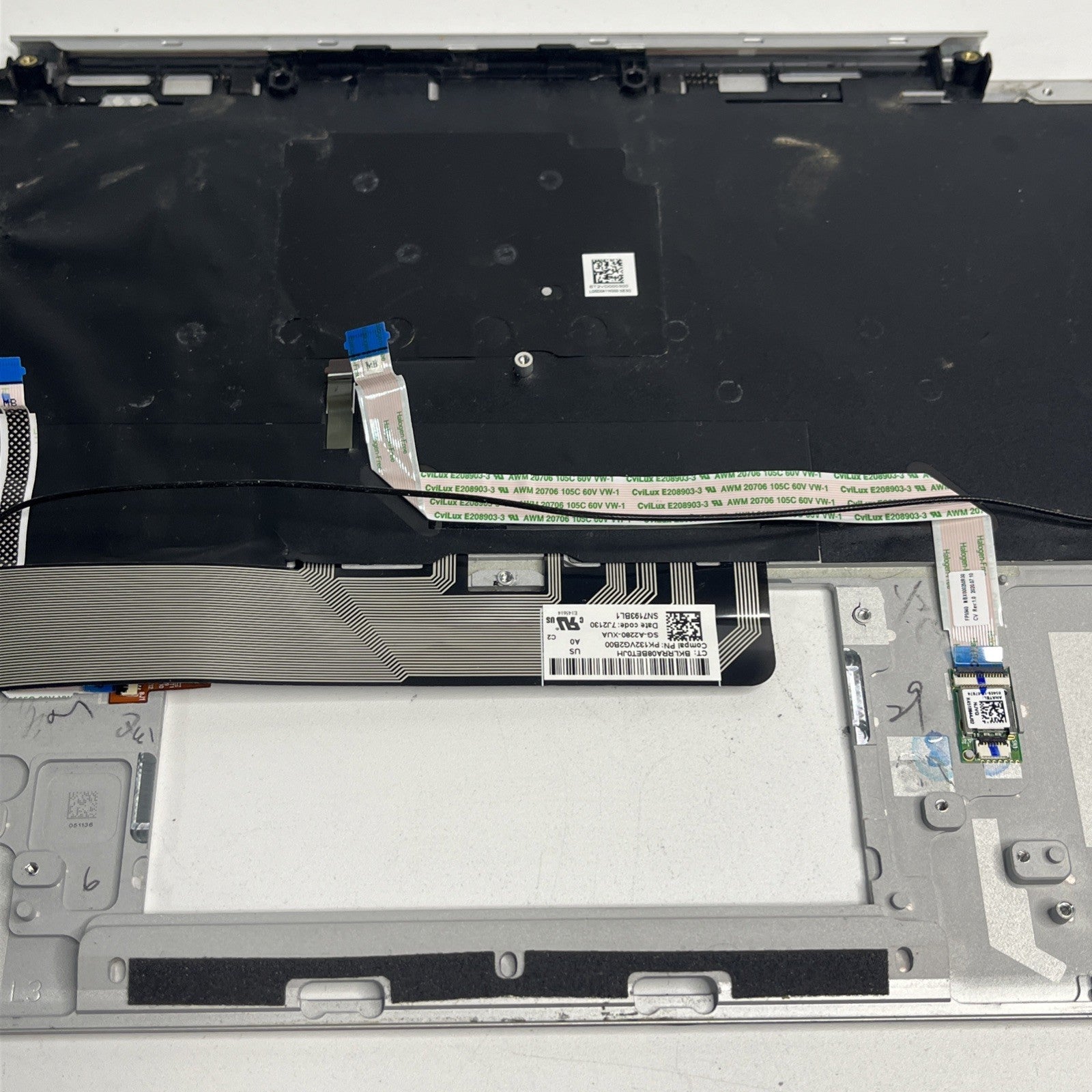 Genuine HP EliteBook x360 1040 G7 M16931-031 Backlit UK Keyboard Palmrest