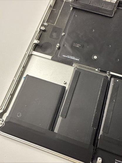 MacBook Pro A1398 15 Late 2013 Palmrest UK Keyboard Battery (key Missing)