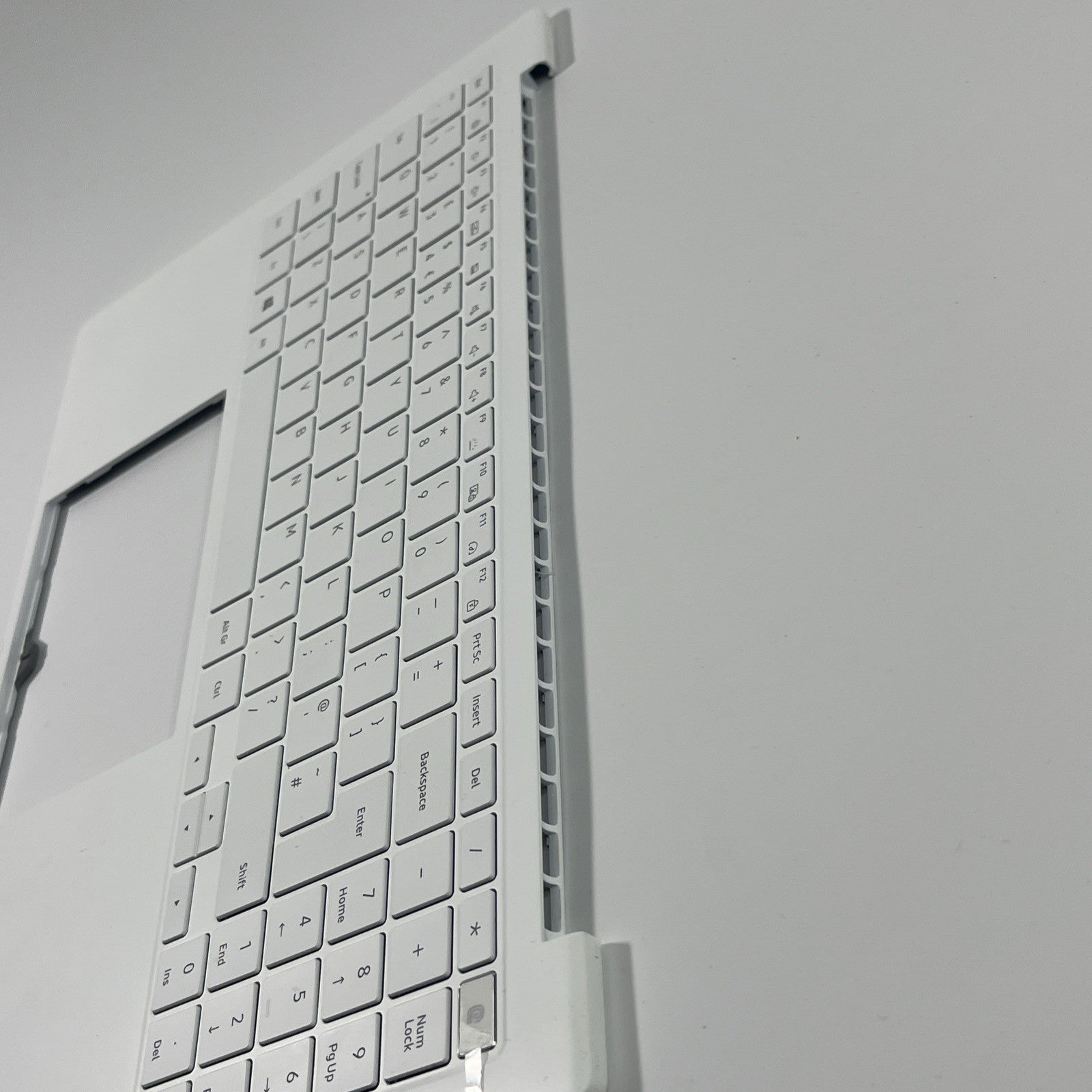 Genuine White Samsung Galaxy Book Pro NP950XDB  Palmrest & Keyboard BA5904593A.