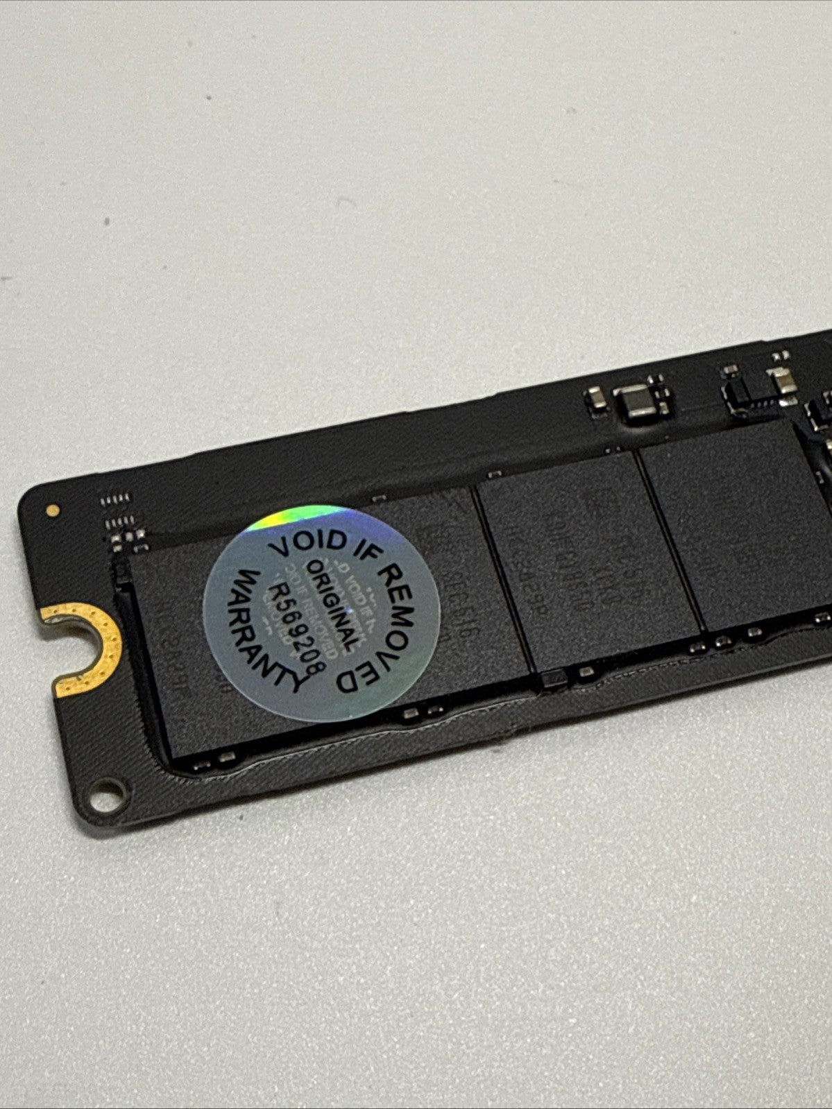 256GB SSD For Apple MacBook A1502 A1398 A1466 Samsung MZ-JPV2560 655-1858