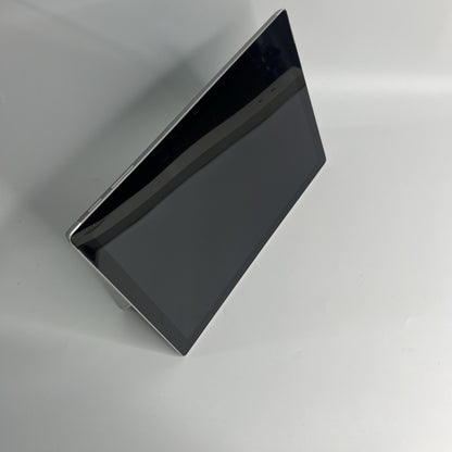 Microsoft Surface Pro 7 – i5-1035G4 8GB RAM 128GB SSD Windows 11 Grade C