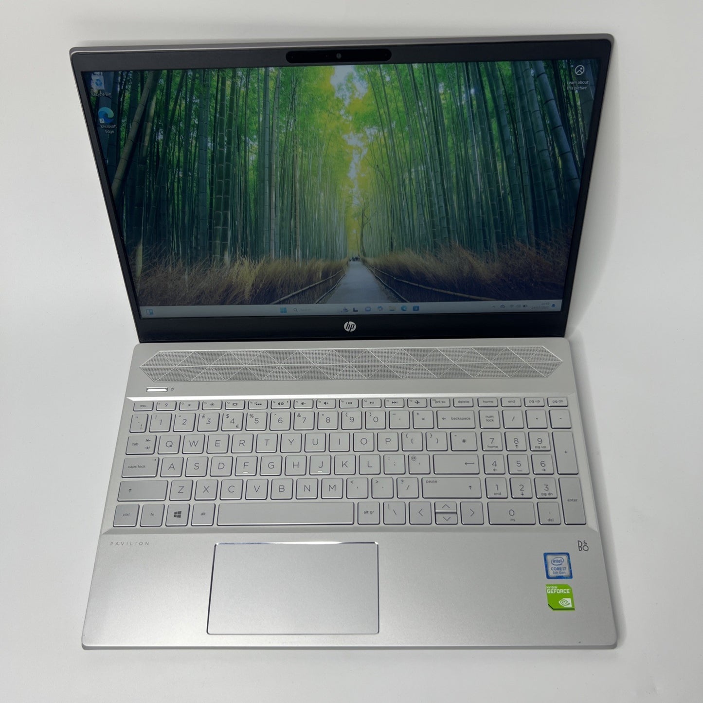 HP Pavilion Laptop 15-cs0016na 15.6" Intel Core i7-8550U 8GB RAM 256GB SSD