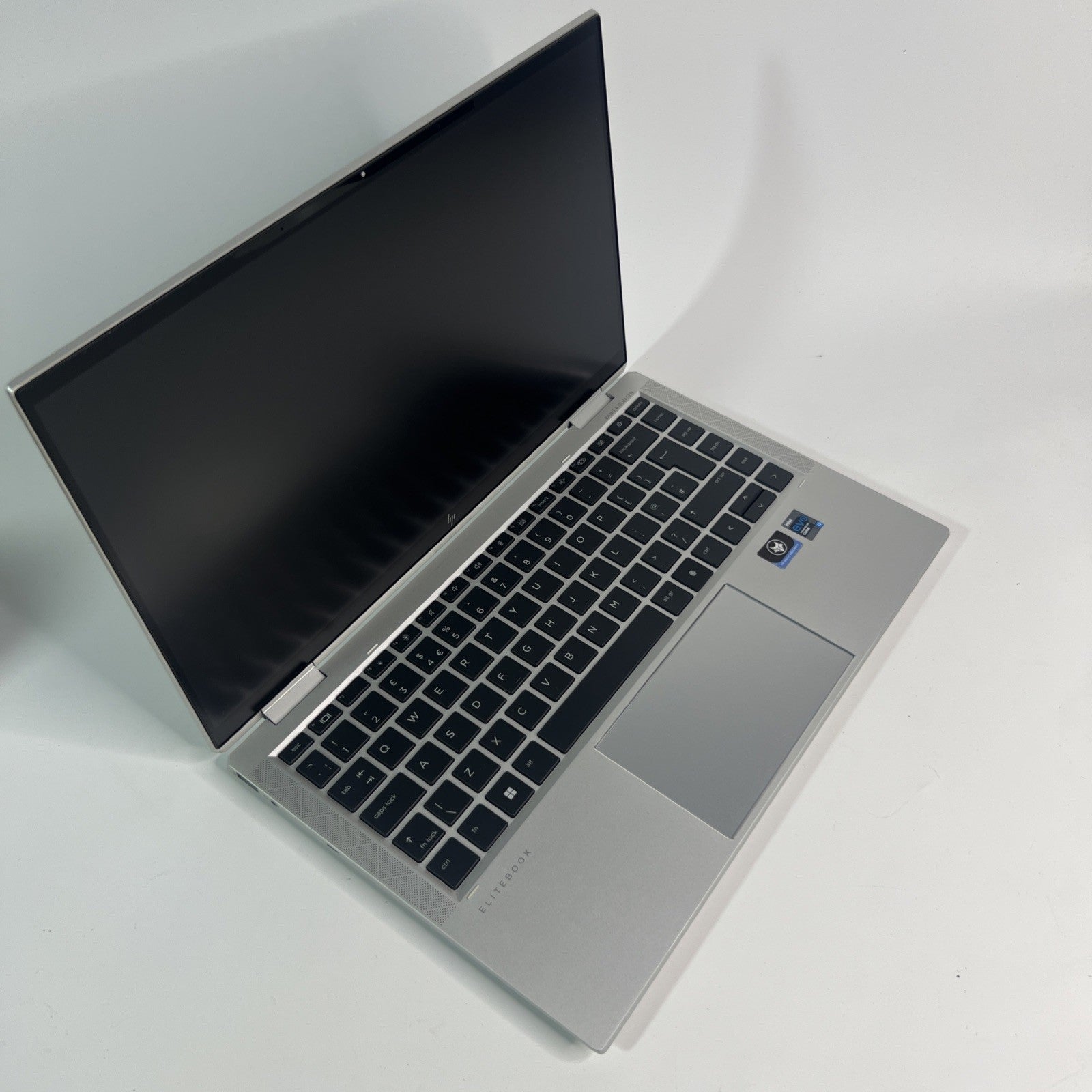 HP EliteBook x360 1040 G8 i7-1165G7 16GB RAM 512GB SSD 2-in-1 Touch Laptop