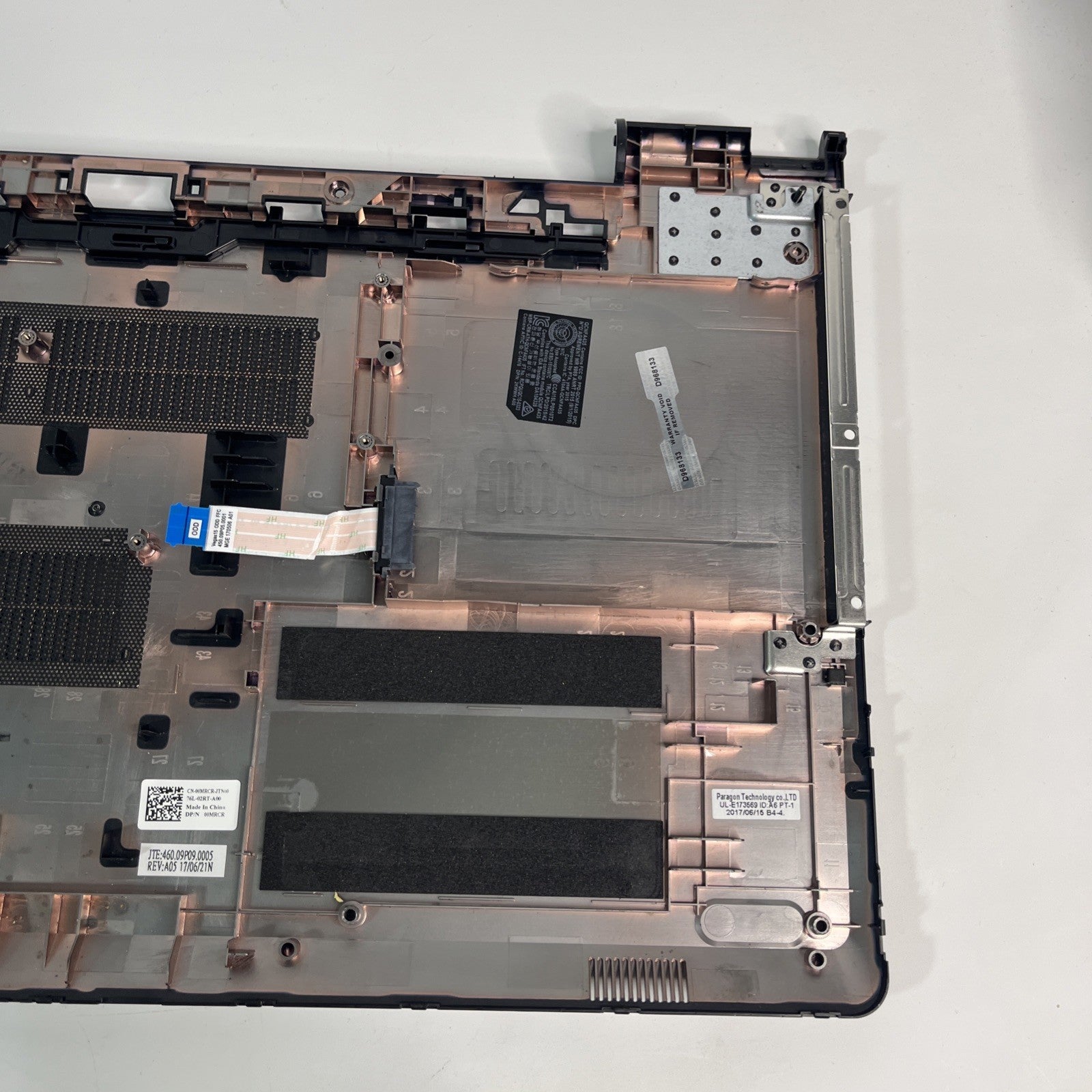 Genuine Black Dell Vostro 15 3568 Bottom-base Cn-00MRCR-JTn