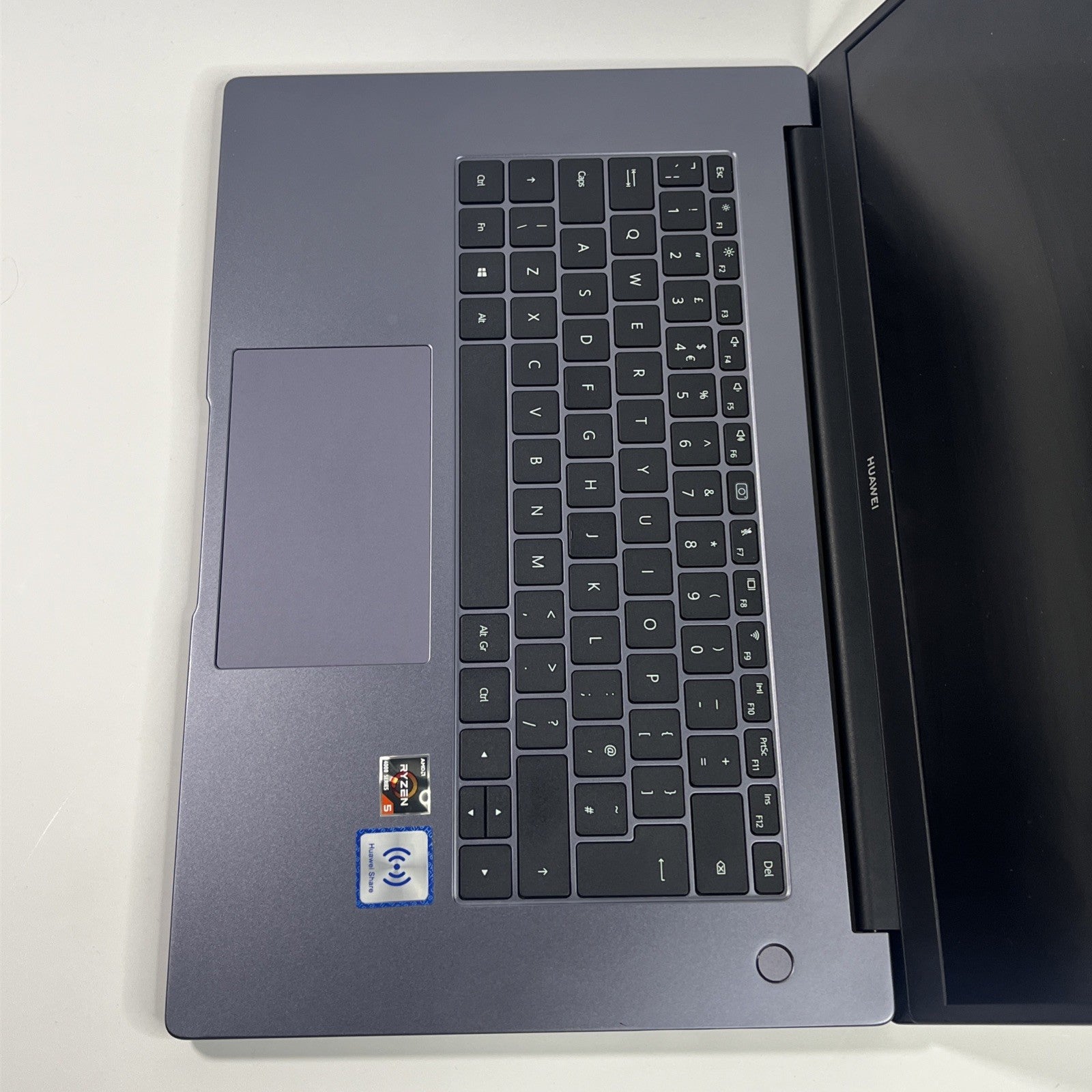 Huawei MateBook BOHL WXX9  Ryzen 5 4500U 2.30GHz 8GB RAM 256GB SSD W11
