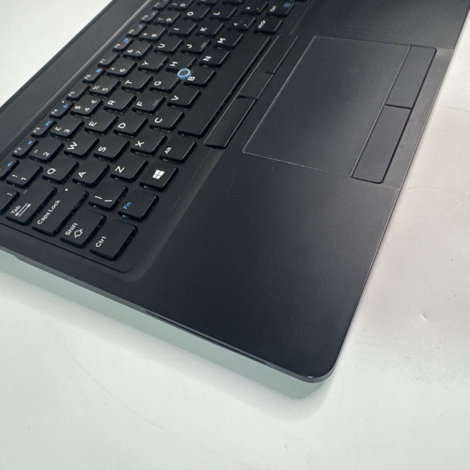 Genuine Dell Latitude 5590 Palmrest,speaker & Keyboard I Key Missing