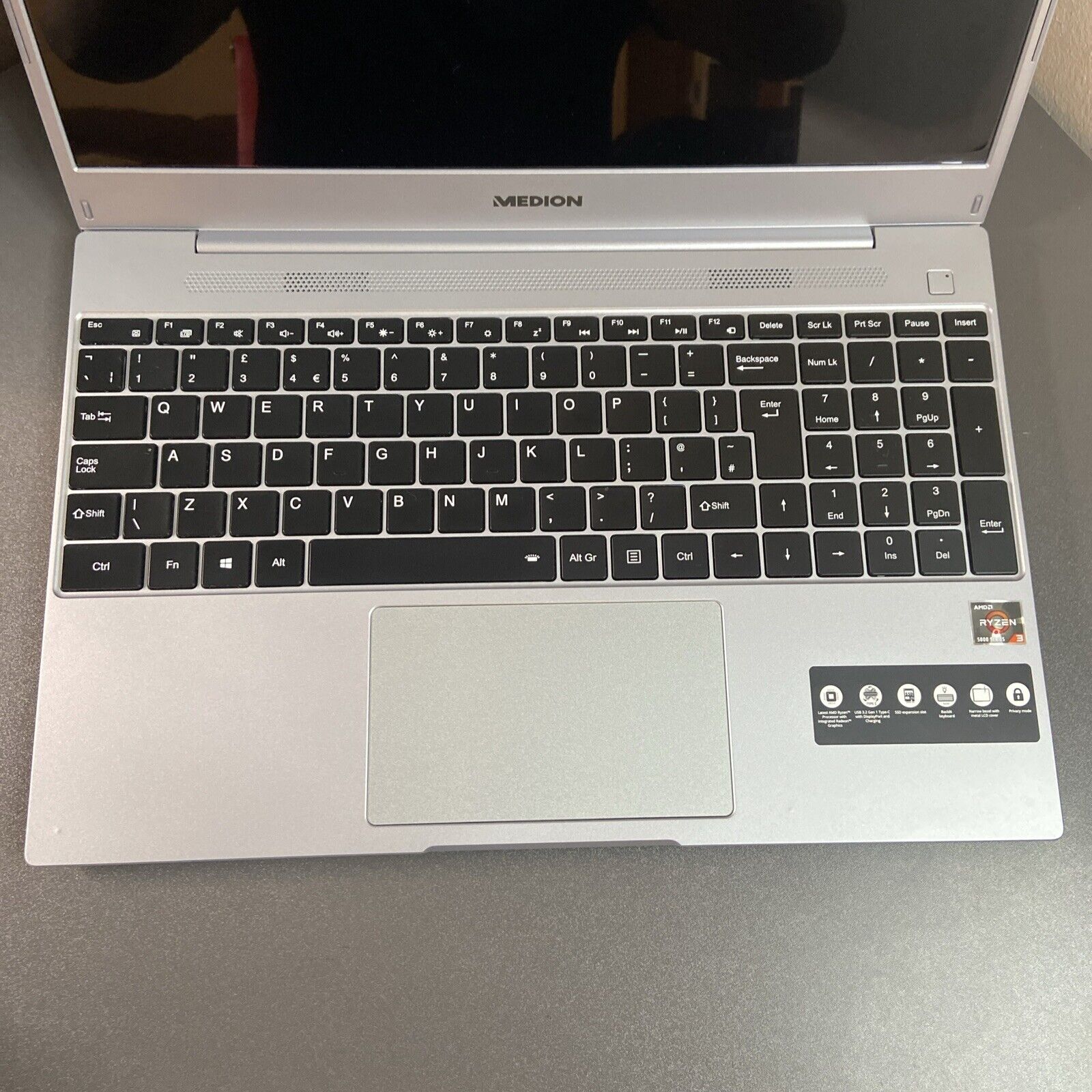 Medion Akoya E15309 Laptop, AMD Ryzen 3 5300U 3.8GHz, 8GB RAM, 256GB SSD Grade A