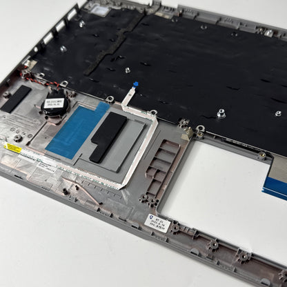 Dell Latitude 5530 Genuine Palmrest Assembly, UK Keyboard 0RRN8D Silver