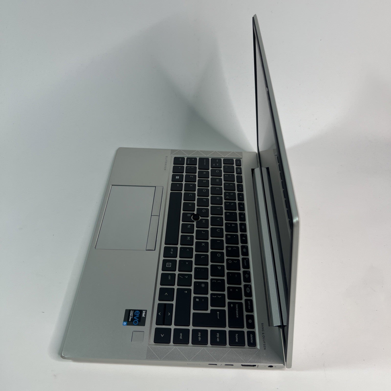HP EliteBook 840 G8 i5-1145G7 16GB RAM 512GB SSD Windows 11 – Grade B Warranty 
