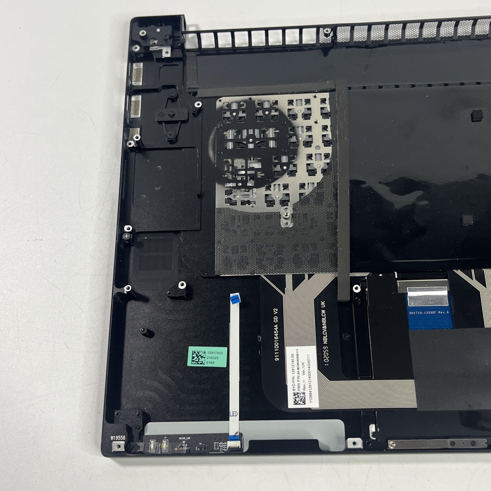 RAZER BLADE PRO 17 RZ09-0368 Palmrest ,keyboard And Touchpad