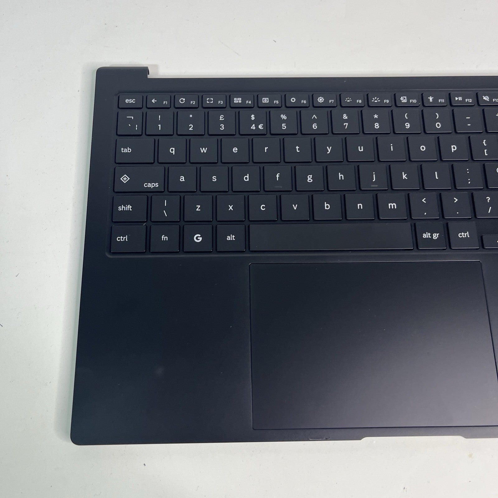 Samsung Galaxy Chromebook+ XE550XGA 15.6” Palmrest  & Speakers Ba5904784a