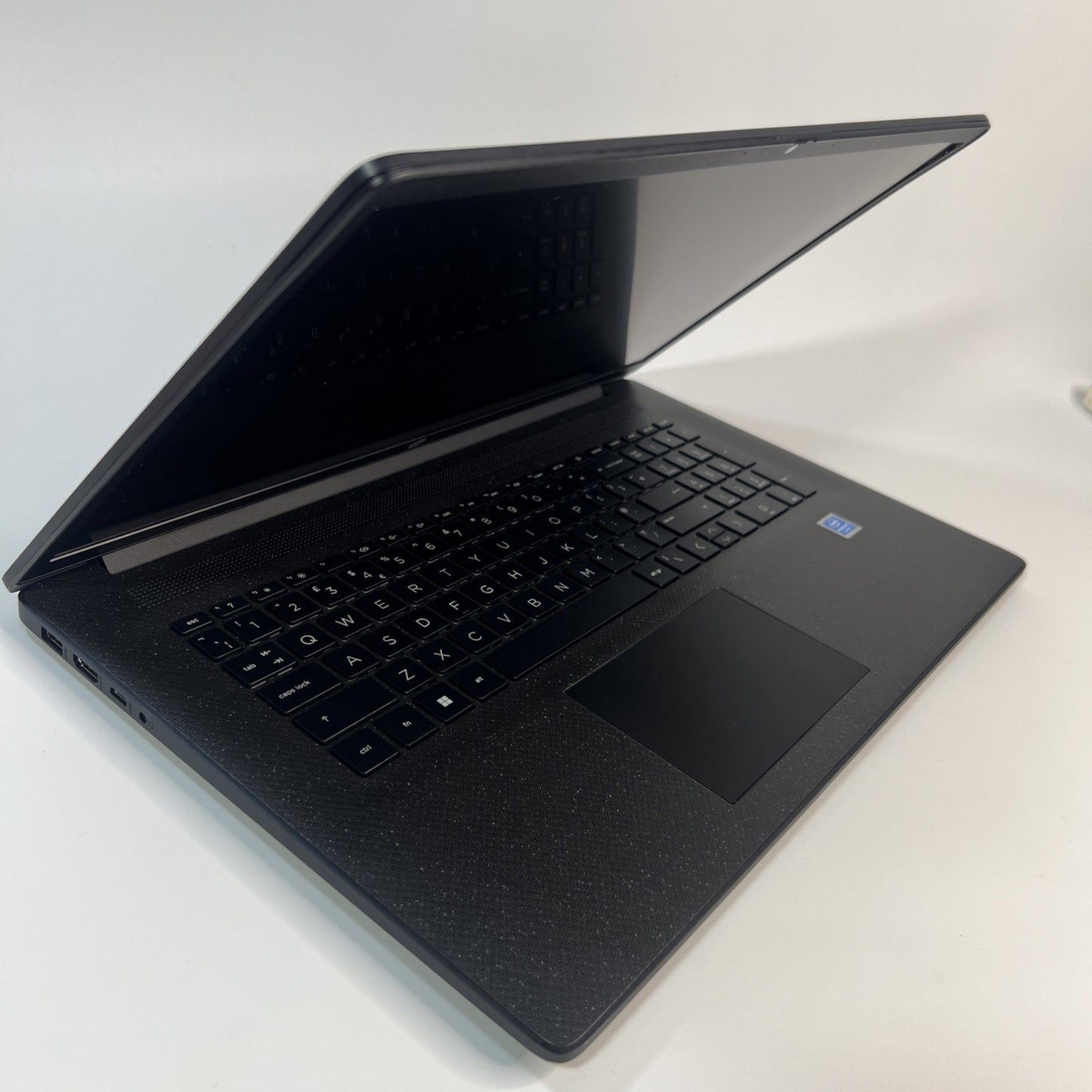 HP 17-cn0104na Laptop Intel Pentium N5030 4GB 128GB SSD 17.3 in FHD Win 11