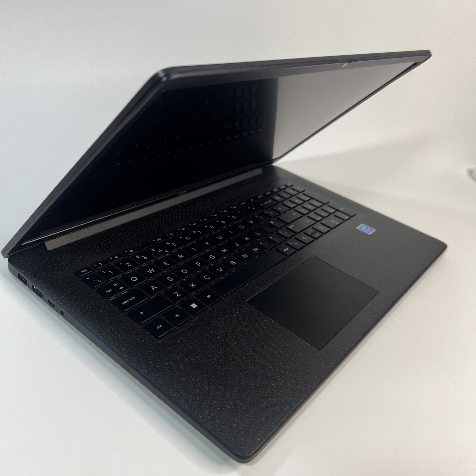 HP 17-cn0104na Laptop Intel Pentium N5030 4GB 128GB SSD 17.3 in FHD Win 11