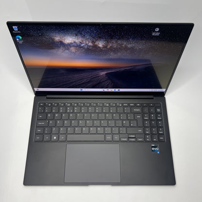 Samsung Galaxy Book 2 Pro 5G Core i5-1240P 8GB 512GB 15.6 Inch AMOLED Windows 11