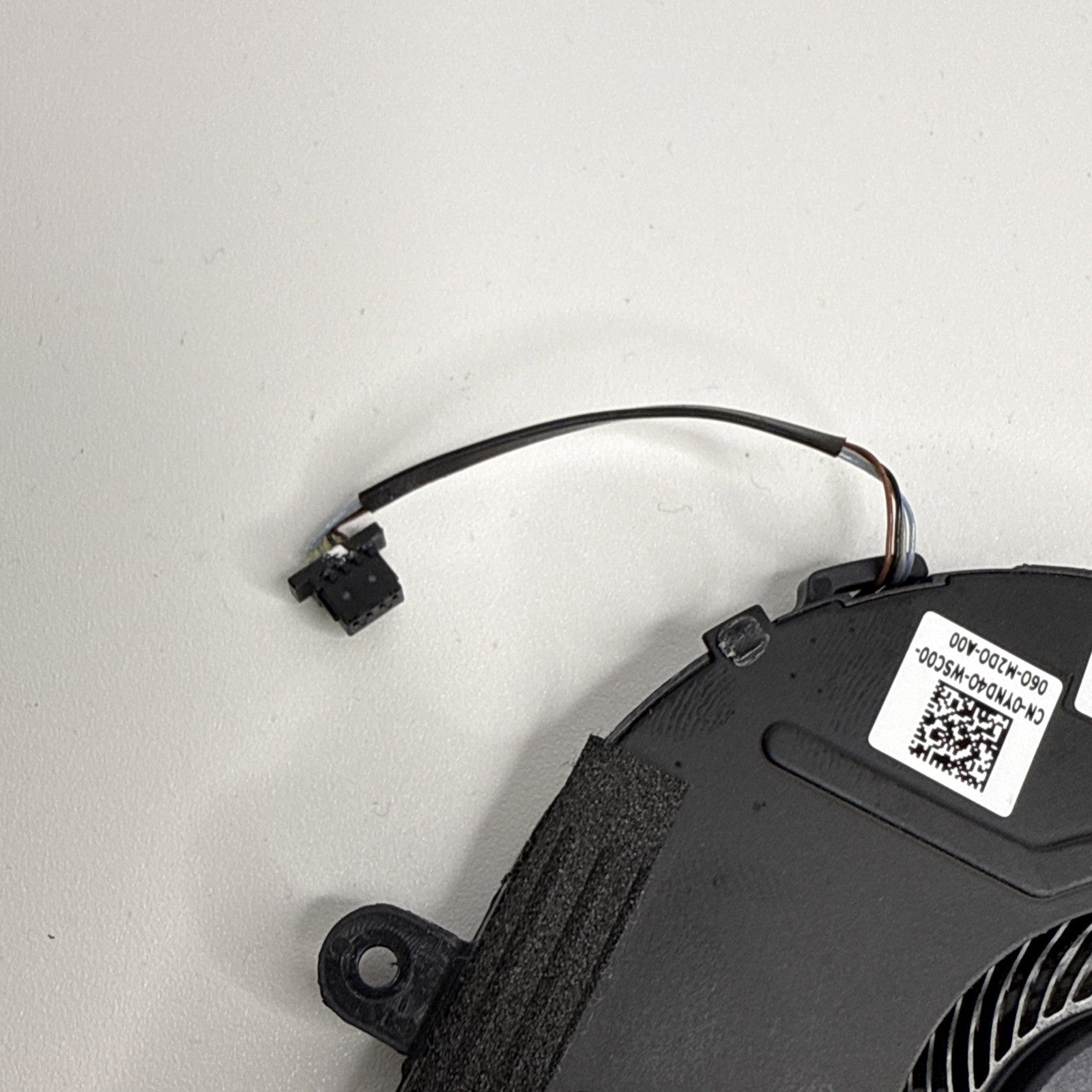 0YND40 GPU Cooling Fan For DELL Inspiron 7500 7501 Vostro 7500 YND40