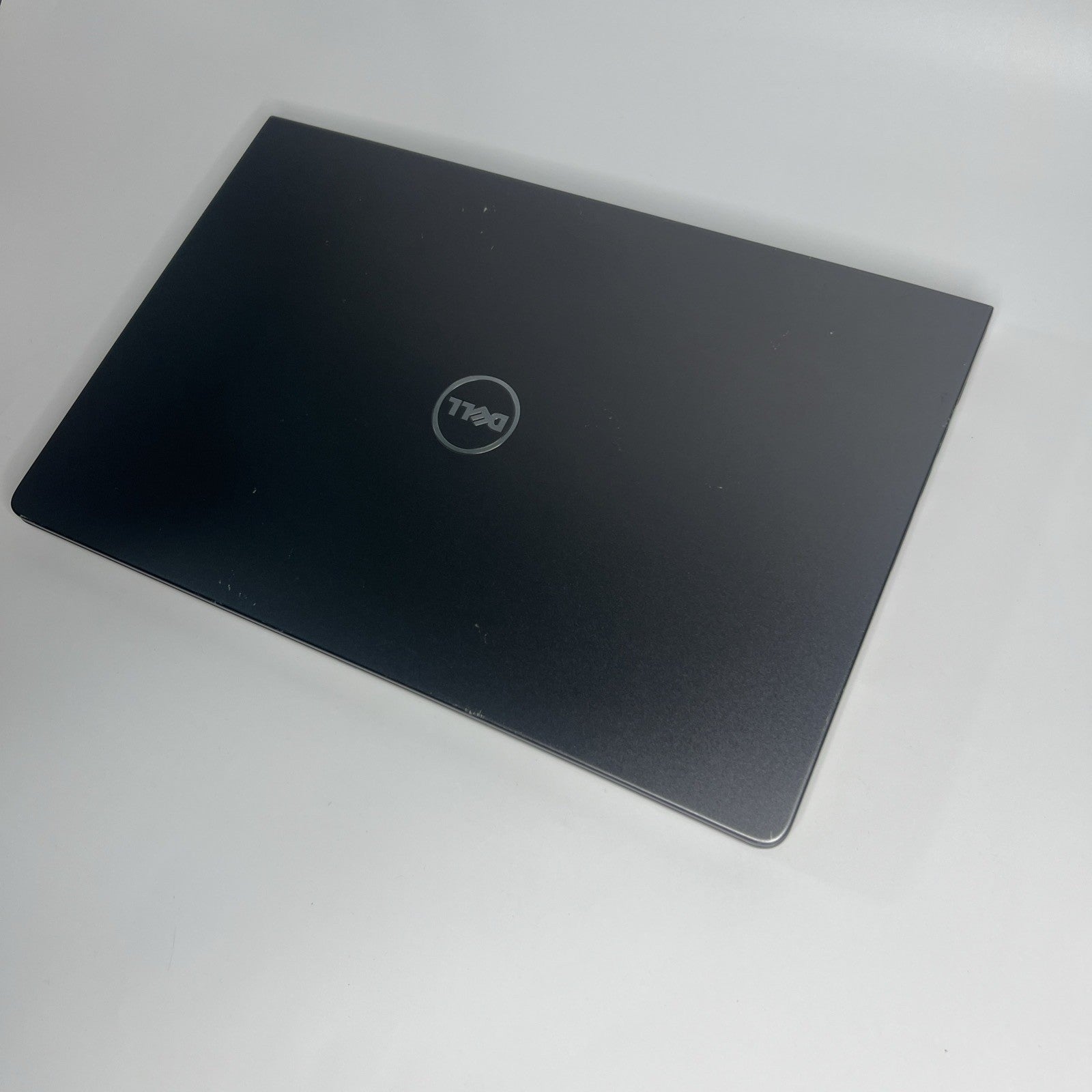 Dell Vostro 15 5568 Intel Core i5-7200U  8GB RAM 256GB SSD Windows 11 Pro Laptop