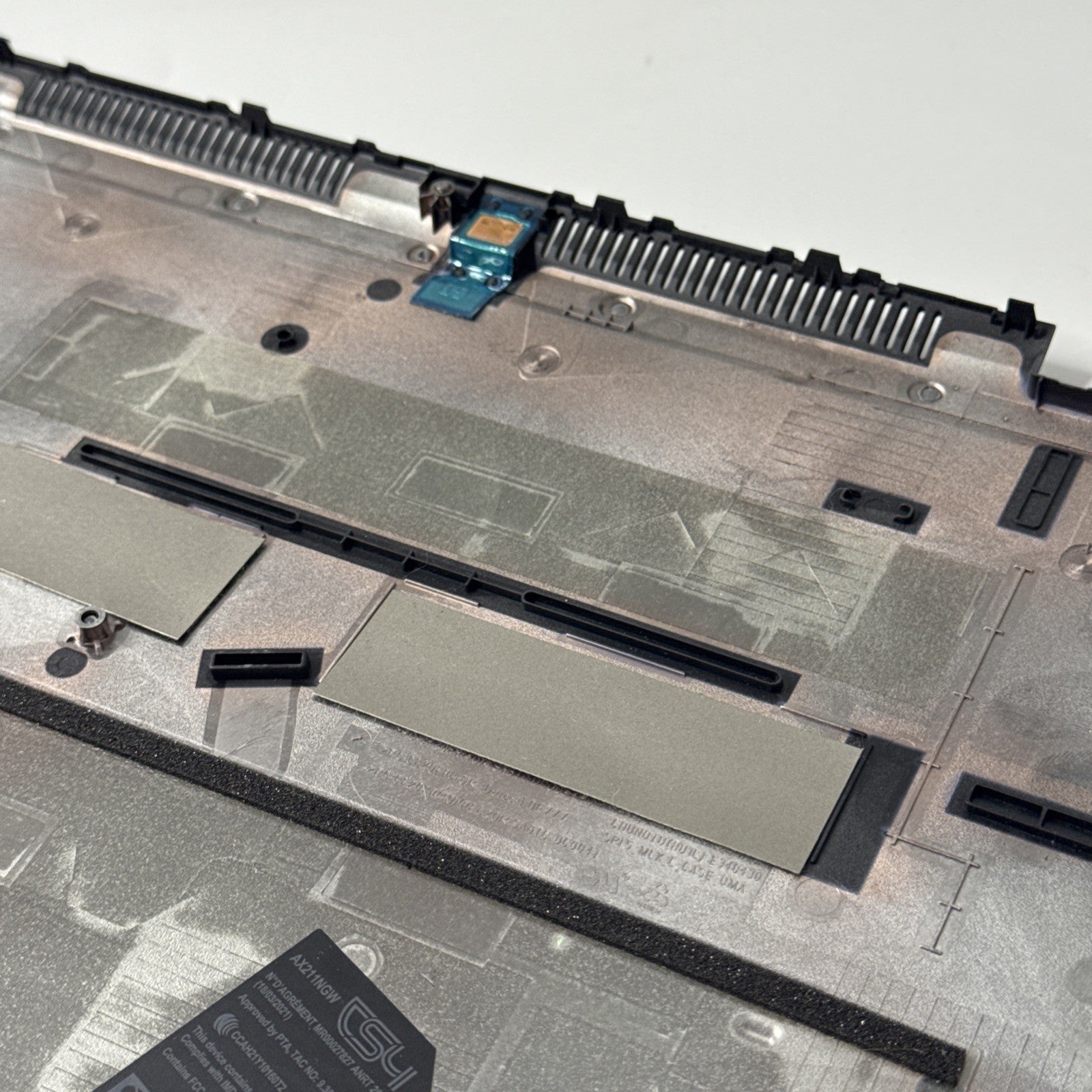 Genuine Dell Latitude 5530 Bottom Base Cover 0VKCX6 Silver