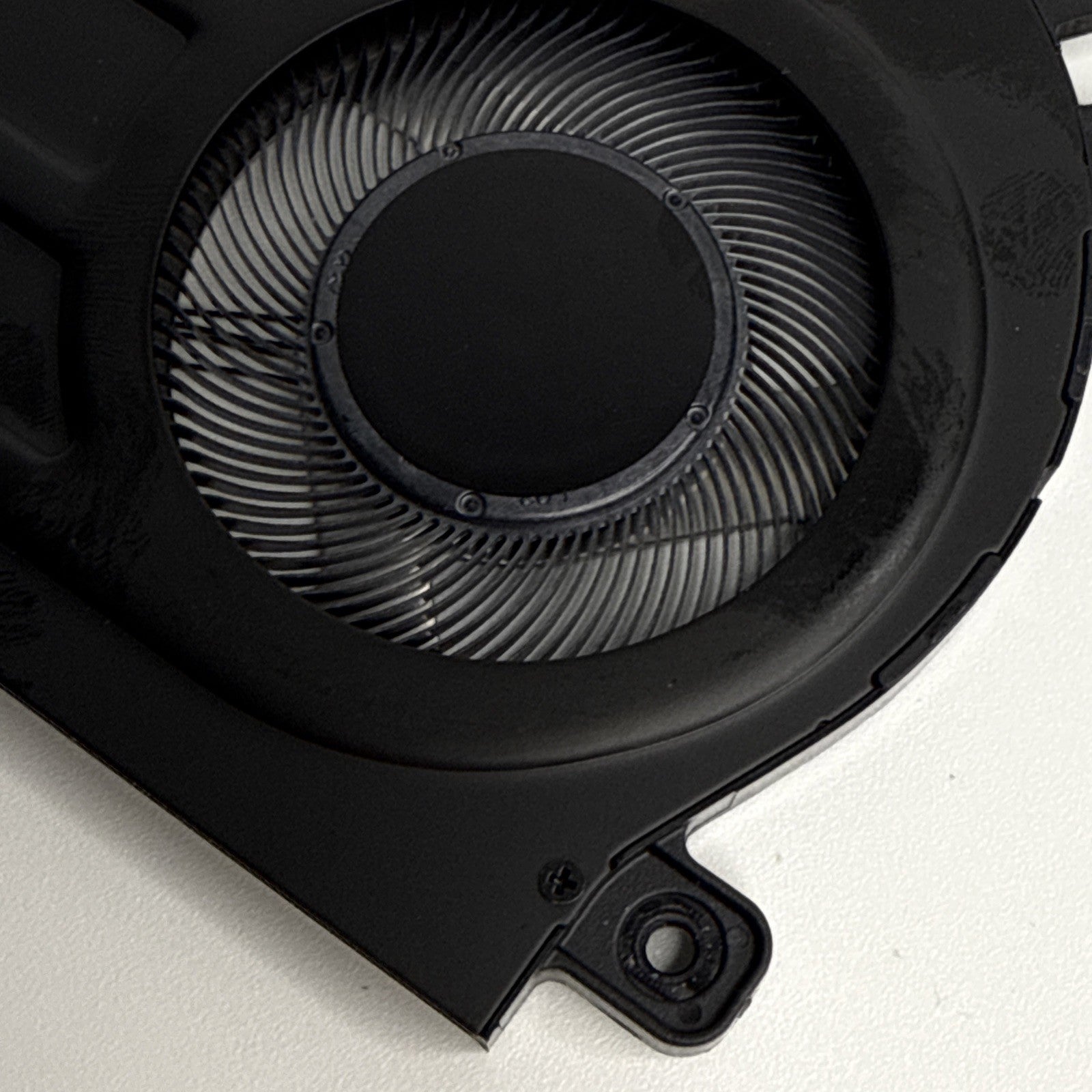 Lenovo Ideapad Slim 3 Chrome 14IAN8 Thermal Cooling Fan 5F10Z58257