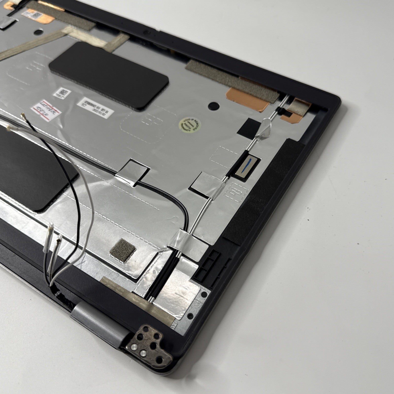 Genuine Dell Latitude 5420 Top Lid Cover AP30K000403 0DW98X - Silver