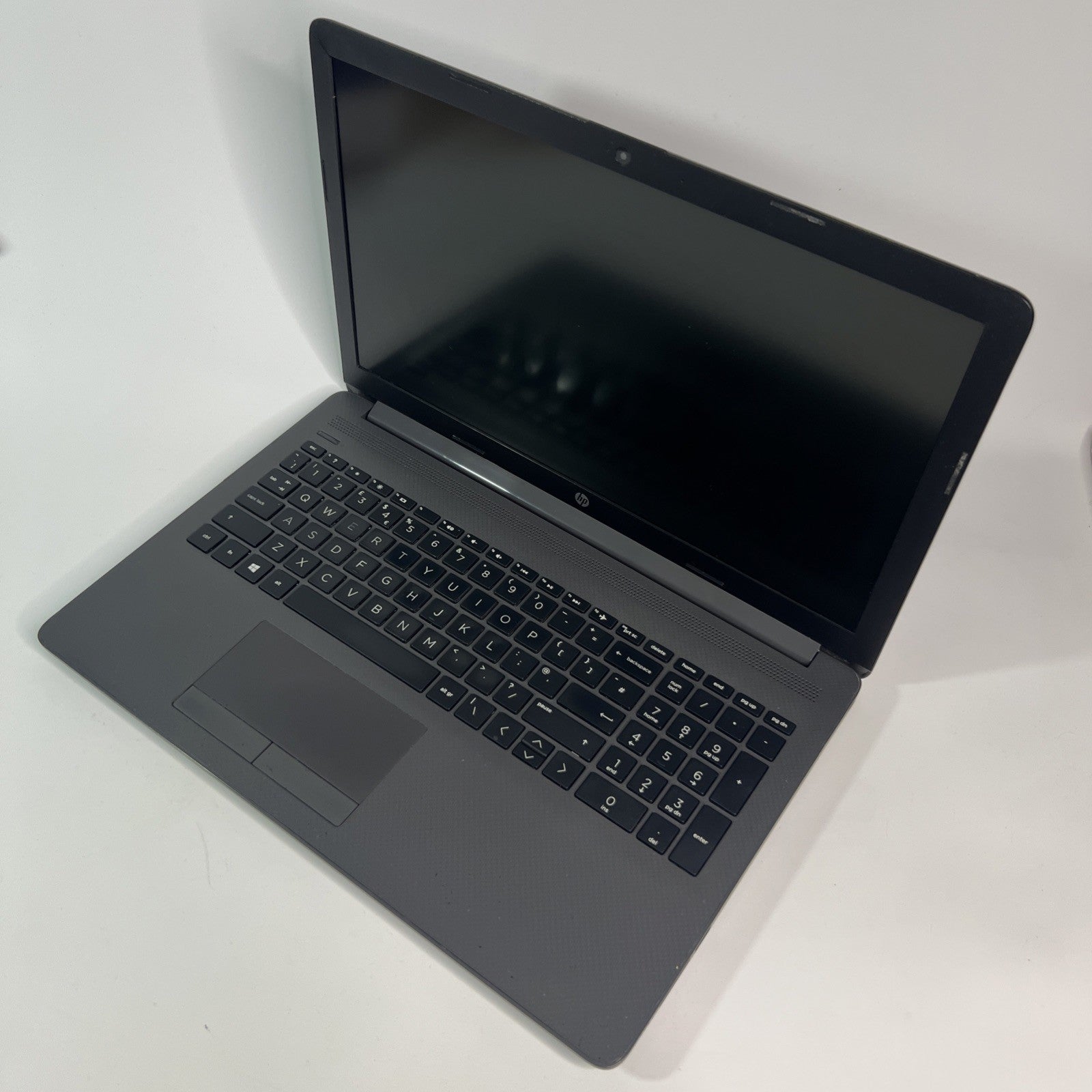 HP Notebook 255 G7 Ryzen 5-3500U 8GB RAM 256GB SSD Windows 11 Laptop.