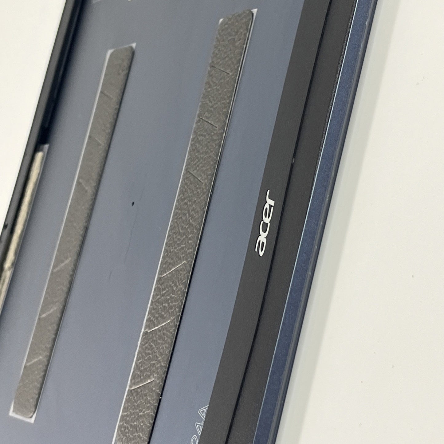 Genuine Blue Acer Swift Go SF14-41 Top Lid Case & Bezel AM3K9000