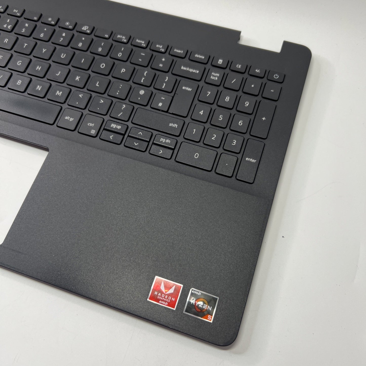 Genuine Dell Inspiron 3505 Palmrest Assembly UK Keyboard 033HPP (SMALL CRACK)