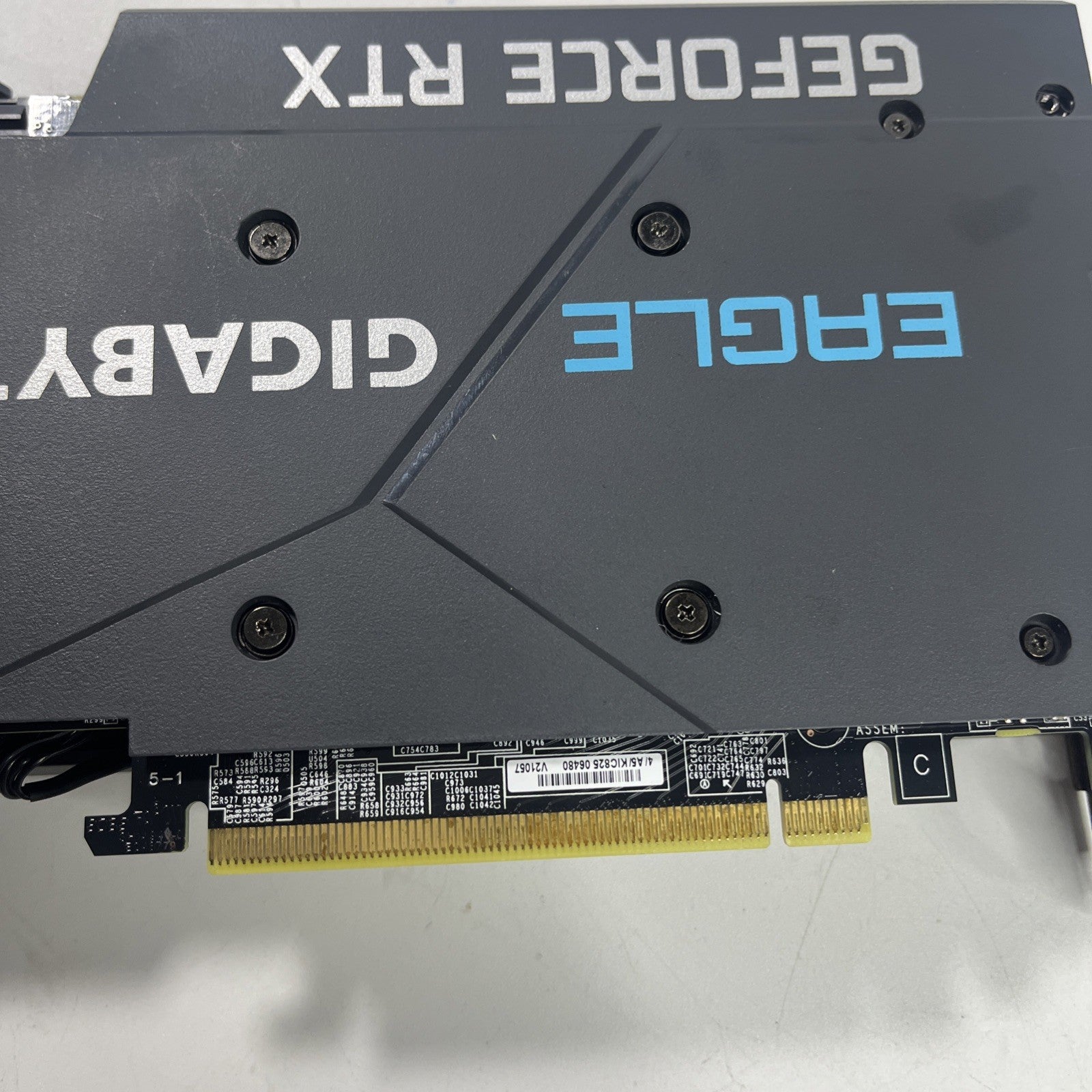 GIGABYTE GeForce RTX 3060  Ti Eagle OC 8GB GDDR6X . Dead