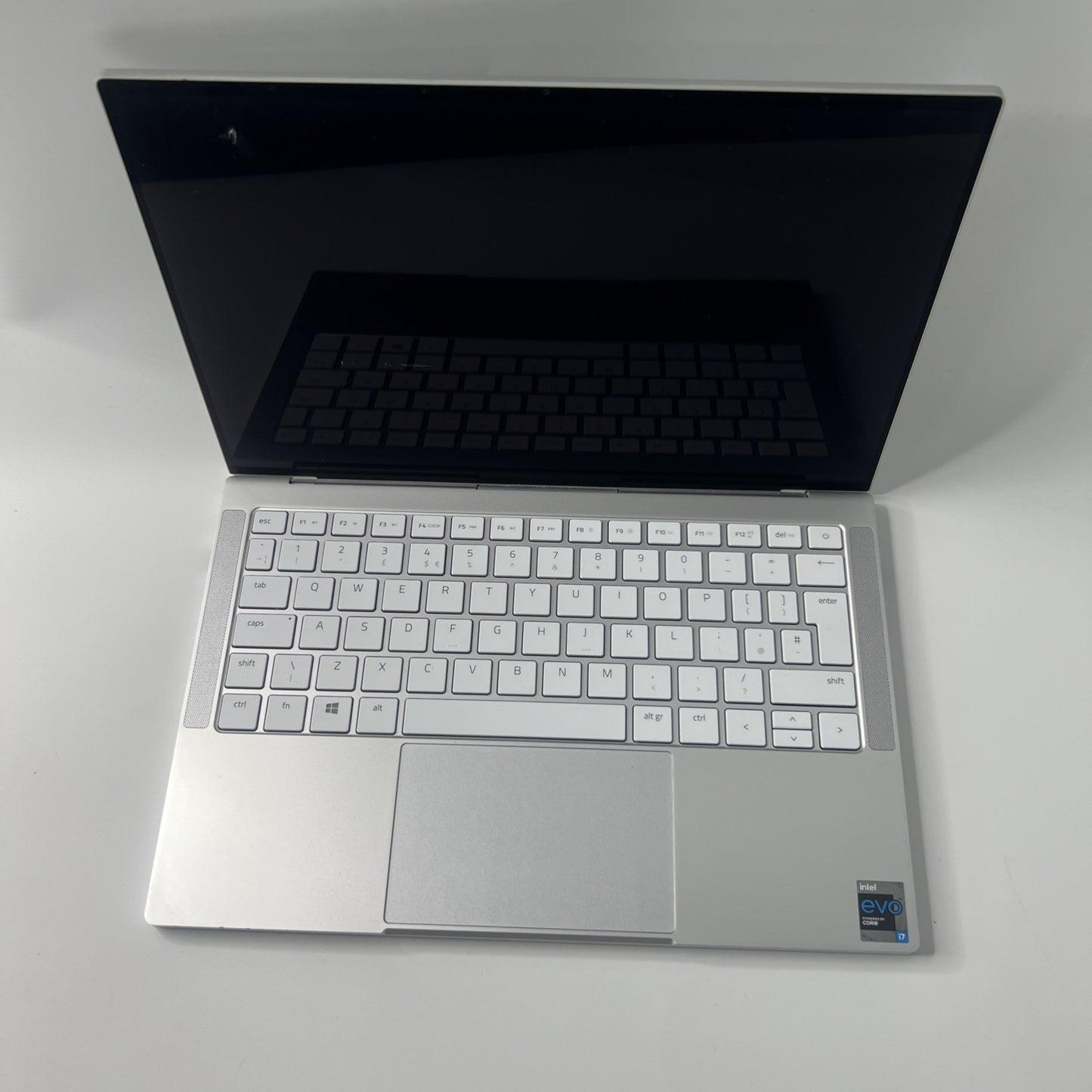 Razer Book 13 RZ09-0357 Intel Core i7-1165G7 16GB RAM 1TB SSD | Windows 11 Pro