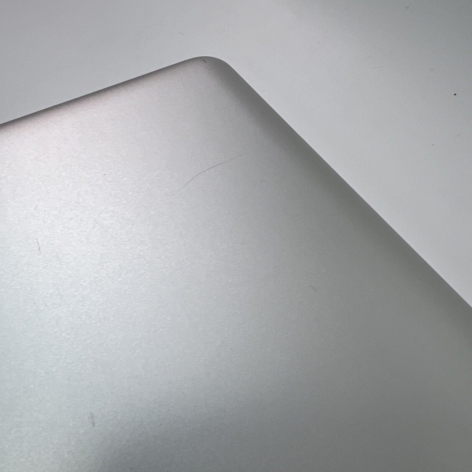 APPLE MACBOOK PRO 13 A1278 2011 SCREEN ASSEMBLY TOP LID SILVER (BROKEN CABLE)