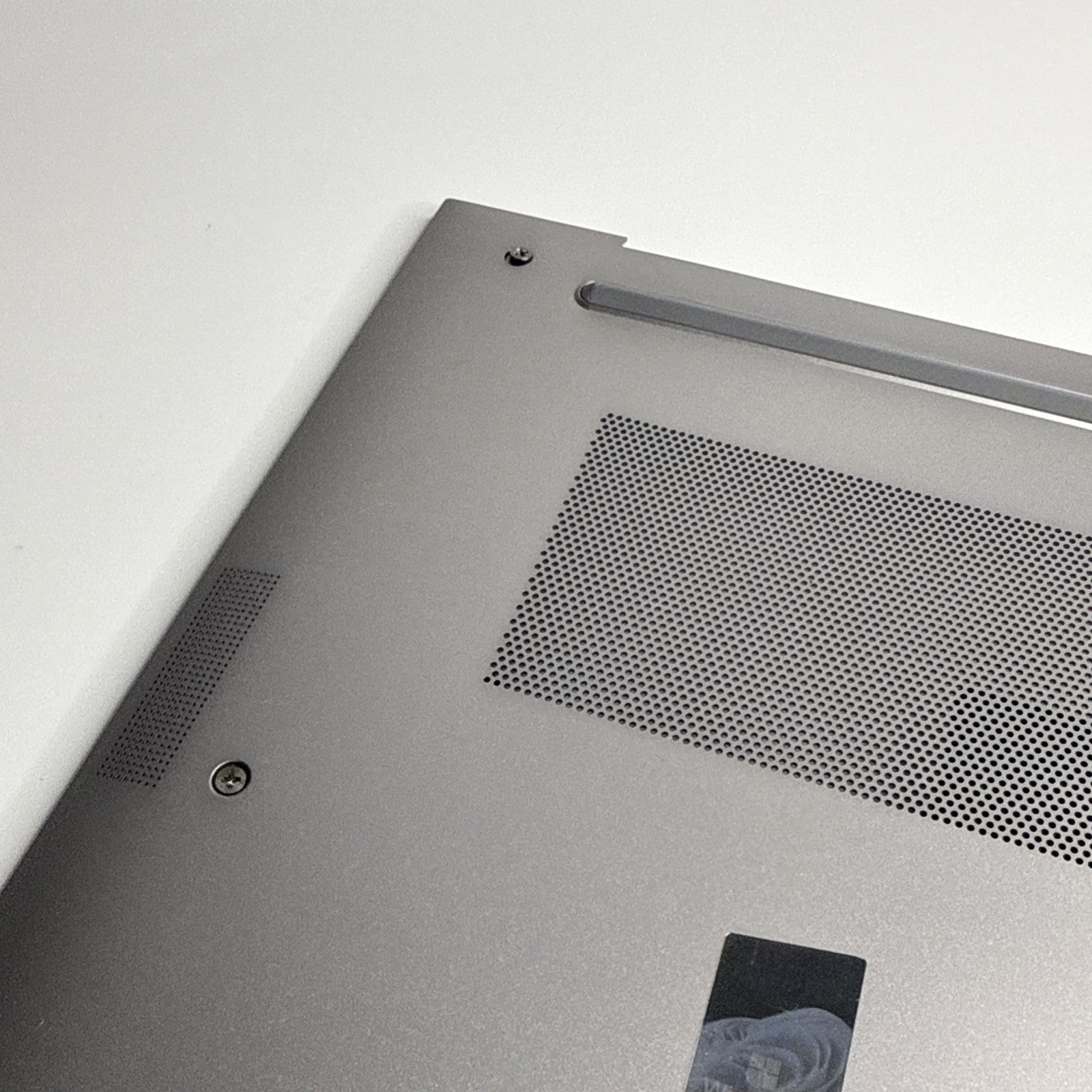 HP Zbook Firefly G10 Bottom Base Case Cover 6070B1957714 Silver Genuine