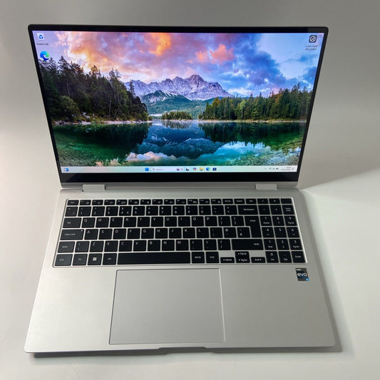 Samsung Galaxy Book2 Pro 360 15.6" Intel Core i7- 1260P 256GB SSD 16GB RAM