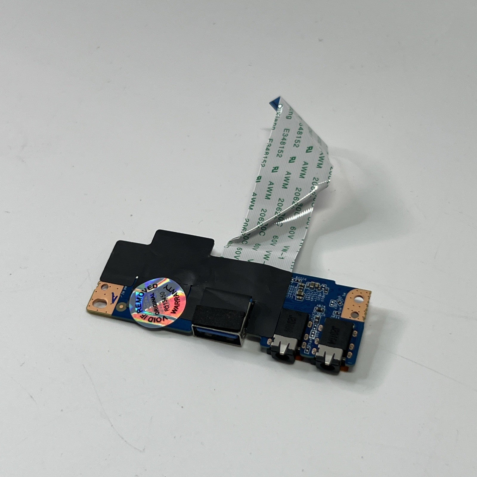 Medion Erazer Beast-X30 USB Port Board DBPGM7TN81-PN20 DC Socket Power