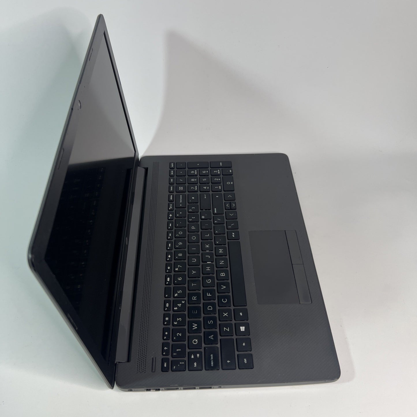 HP Notebook 255 G7 Ryzen 5-3500U 8GB RAM 256GB SSD Windows 11 Laptop.
