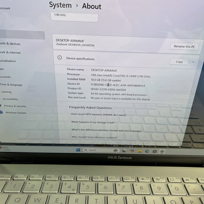 ASUS ZenBook 14 Ux3402V OLED 90Hz Laptop- i5-1340P,16GB RAM,256GB SSD,Windows 11