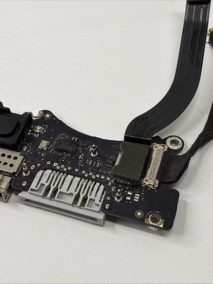 APPLE MACBOOK PRO 15" A1398 Mid 2014 USB SD I/O BOARD w/ CABLES 820-3547-A